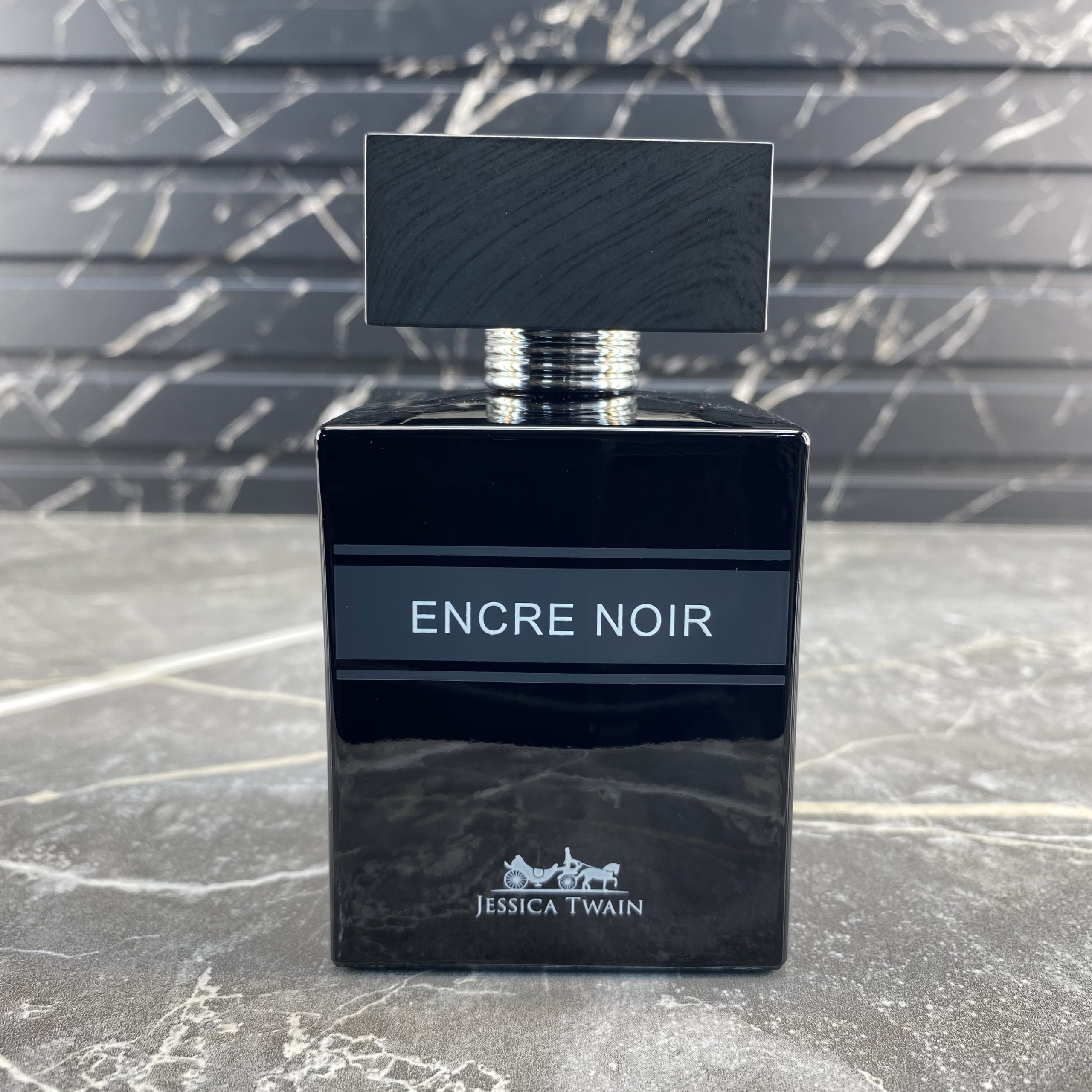 JESSICA TWAIN ENCRE NOIRE